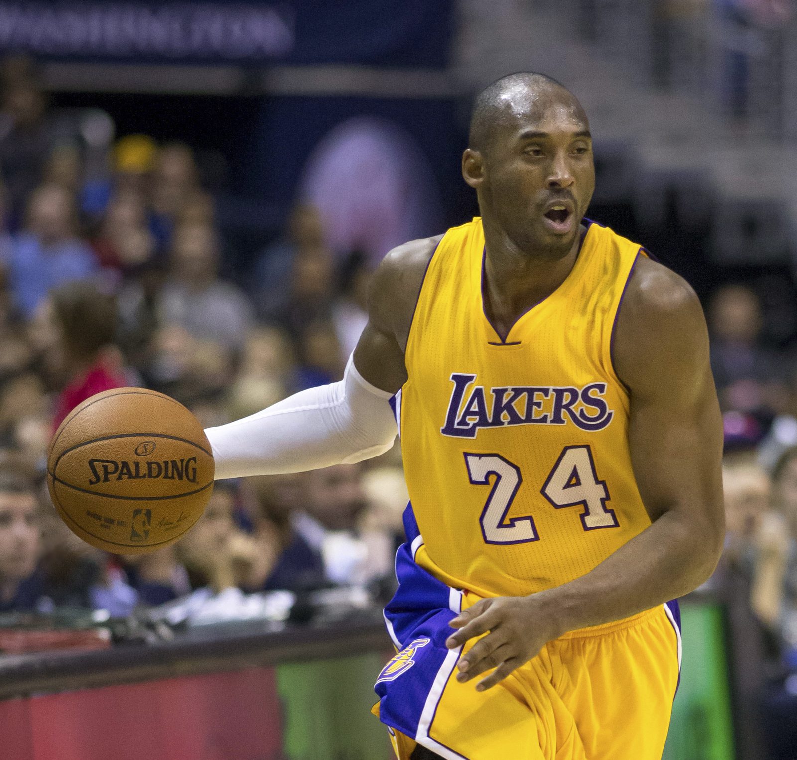 冰霜曼巴:Nike Kobe 3 Protro「圣诞节」配色平安夜发售,致敬永恒传奇